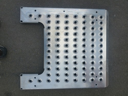 Volvo fuel tank catwalk - volvo,