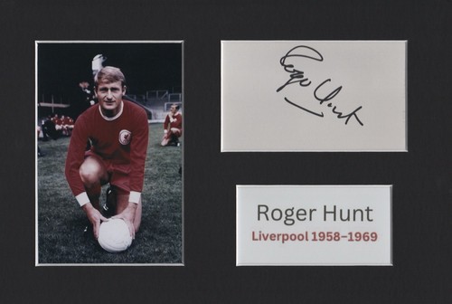 Roger hunt hand signed mount - hand,