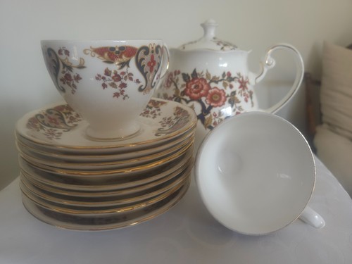 Colclough bone china tea set - bone,
