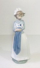 Nao by Lladro, #241 Sweet Girl