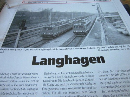 Station with track - ,