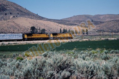 Vtg 1988 train slide 9182 - slide, up