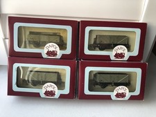Four Dapol B10 BR Grey 7 Plank Open Mineral Wagons Model Railway OO Gauge