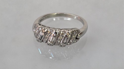Signed art deco - deco, platinum