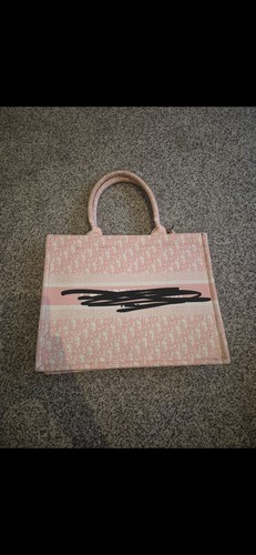Stunning inspired handbag - stunning,