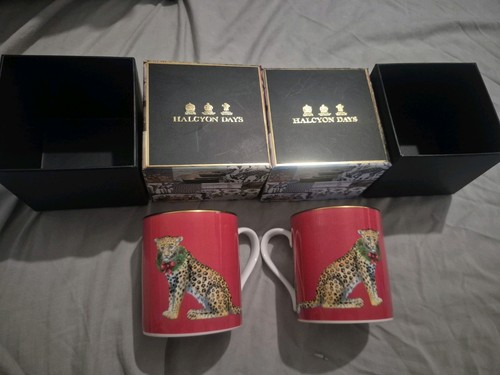 Pair halcyon days - fine, bone