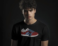 ASTON Gazelle T-Shirt | West