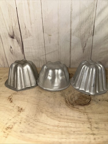 Small vintage aluminium - 3,