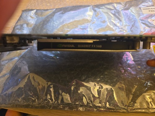 Nvidia quadro 580 - 580, 512mb