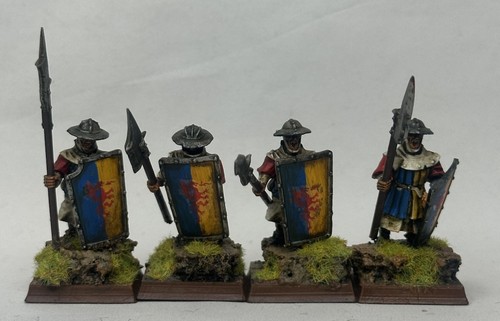 Bretonnian men arms - bretonnian, at
