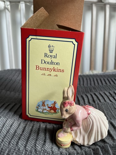 Royal doulton bunnykins figure - bunnykins,