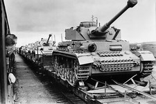 WW2 WWII Photo German Panzer