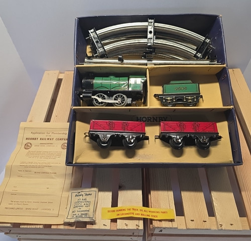 Hornby train goods set - hornby,