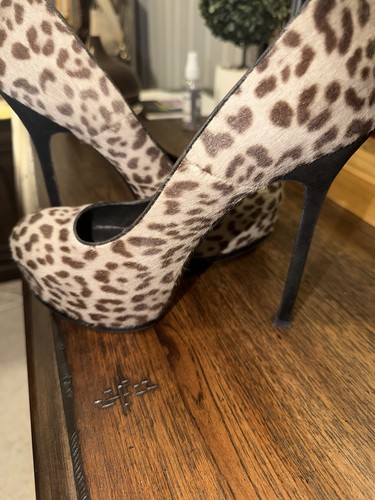 Preowned beautiful authentic - preowned,