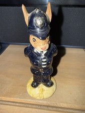 ROYAL DOULTON POLICEMAN