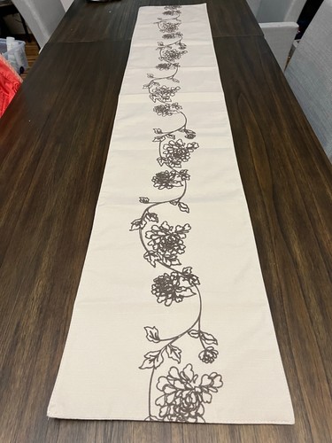 Laura ashley table - laura, runner