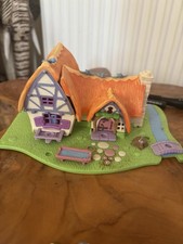 Polly Pocket Snow White House