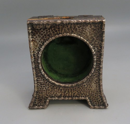 Needs attention edwardian - attention,