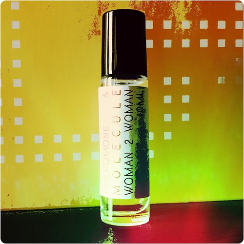 Pheromone molecule yuzu iso - pheromone,