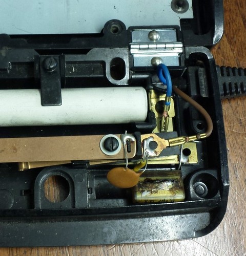Singer sewing machine foot - singer,