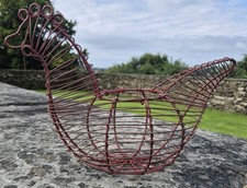 Chicken Wire Chicken Egg