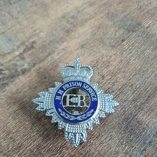 Prison service cap badge - ,