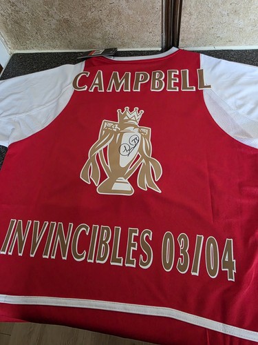 Sol campbell signed - signed, arsenal