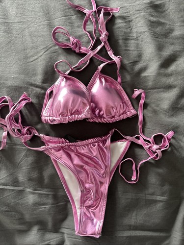 Pretty little thing - pretty, metallic