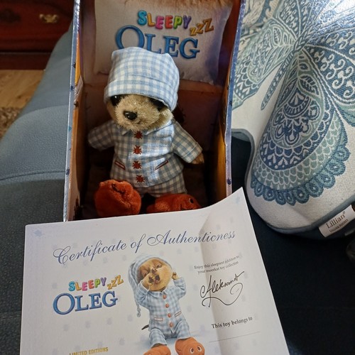 Sleepy oleg meerkat toy - sleepy,