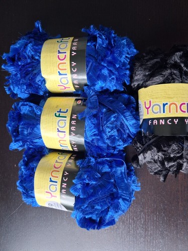 Yarncraft lovely royal - ×,