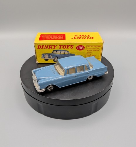 Dinky 186 mercedes benz 220 - -,