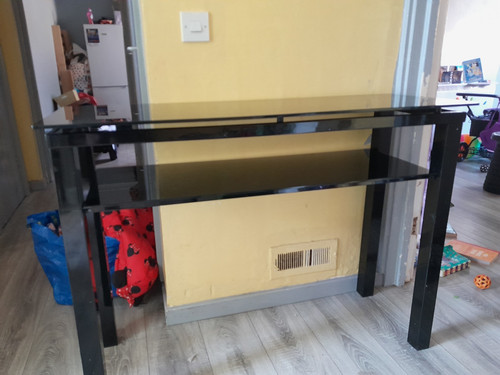 Used black rectangular glass - used,