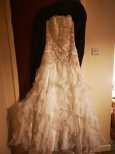 Amanda Wyatt Wedding Dress