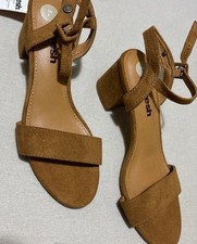 REFRESH VEGAN SUEDE WOMEN’S BLOCK HEEL SANDALS IN TAN Size UK6 EU39