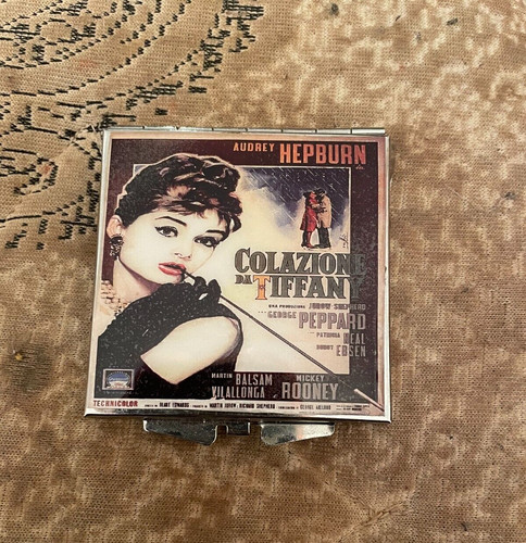 Retro audrey hepburn colazione - audrey,