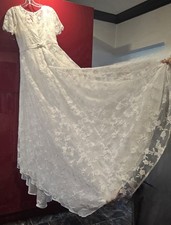 Wedding dress Size 14-16