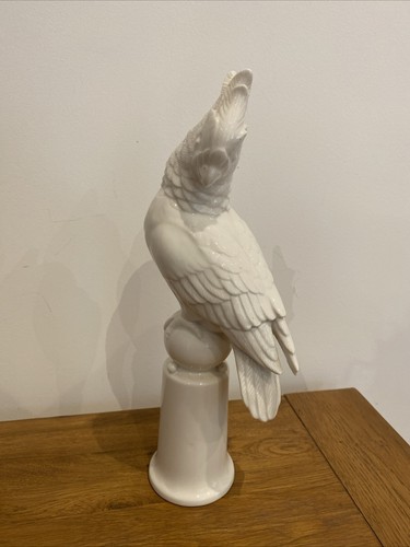 Fine white porcelain cockatoo - fine,