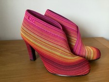 Beautiful United Nude Shoes -