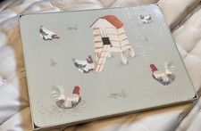Lovely set of 4 LAURA ASHLEY