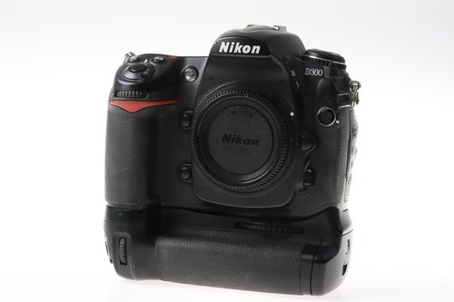 Nikon d300 body with - with, accessory