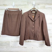 Amanda Smith Womens Brown