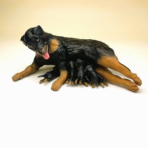Rottweiler mom puppies resin - rottweiler,