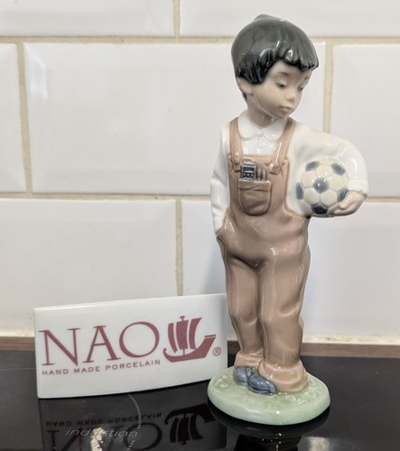 Nao figurine lladro boy - nao,