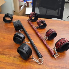 Bondage Spreader Bar Open Leg