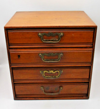 Fine wooden collectors cabinet - fine,