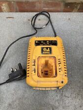 Dewalt DE9135 Cordless Battery Charger 