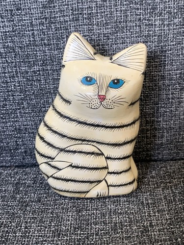 Wooden hand carved - wooden, cat