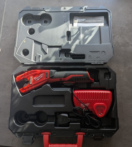 Milwaukee m12 pipe cutter - m12,