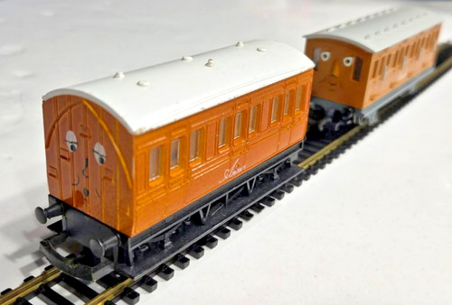 Thomas friends annie - thomas,