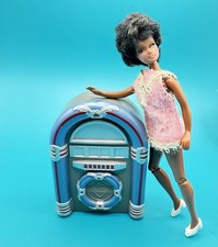 Vintage Fashion Doll Jukebox